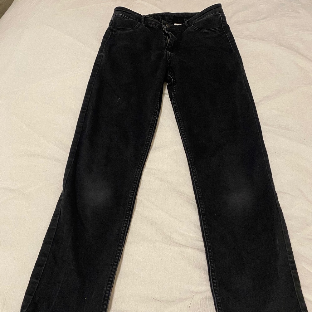 H&M cropped black jeans
